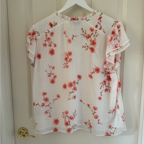 CeCe Short Sleeve Blouse - Picture 9 of 10